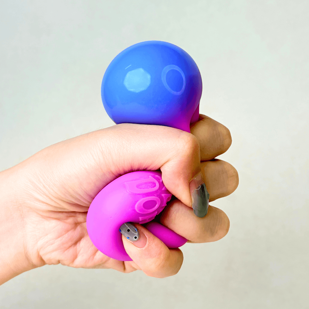 Color Changing NeeDoh - Ball